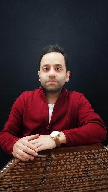حمید حقیقی مدرس سنتور