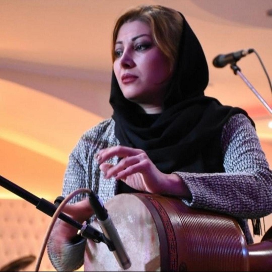 هاله حمیدی آموزش دف و تنبک